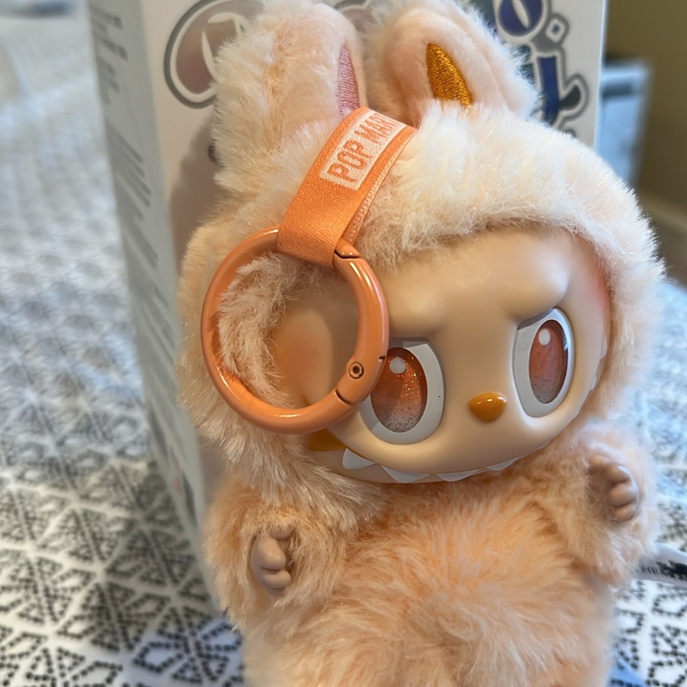 Pop Mart Big Into Energy Labubu